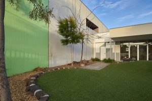 beautiful open sky view image from nIdo child care centre at glenroy